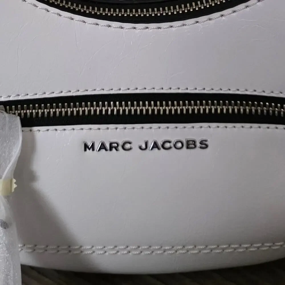 New Marc Jacobs Small Crinkle crescent shoulder bag White